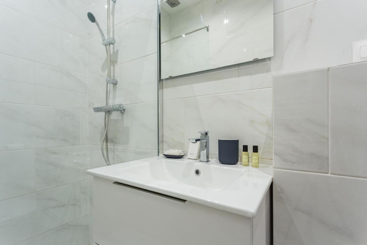 Cmg Maubeuge - Poissonniere Apartment ปารีส ภายนอก รูปภาพ